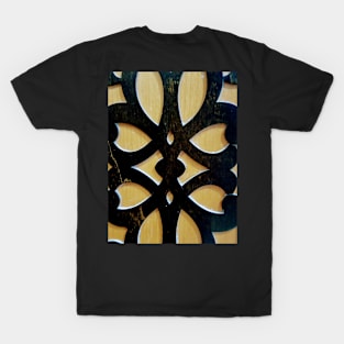 Arabesque design T-Shirt